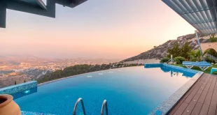 hotel private pool