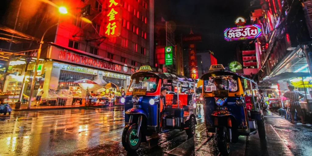 traveling murah luar negeri