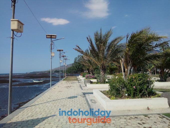 IndoHolidayTourGuide | Wisata Pantai Bletok Situbondo : Lokasi, Rute, Tiket Masuk