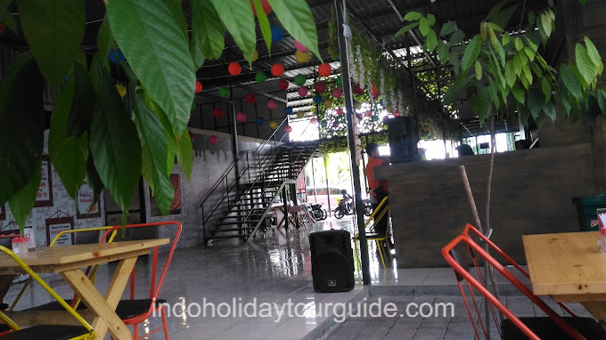 IndoHolidayTourGuide | Kebun Coklat Balongbendo : Alamat, Rute & Harga Tiket