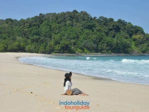 IndoHolidayTourGuide | Pantai Sendiki Malang : Harga Tiket, Lokasi, Daya Tarik
