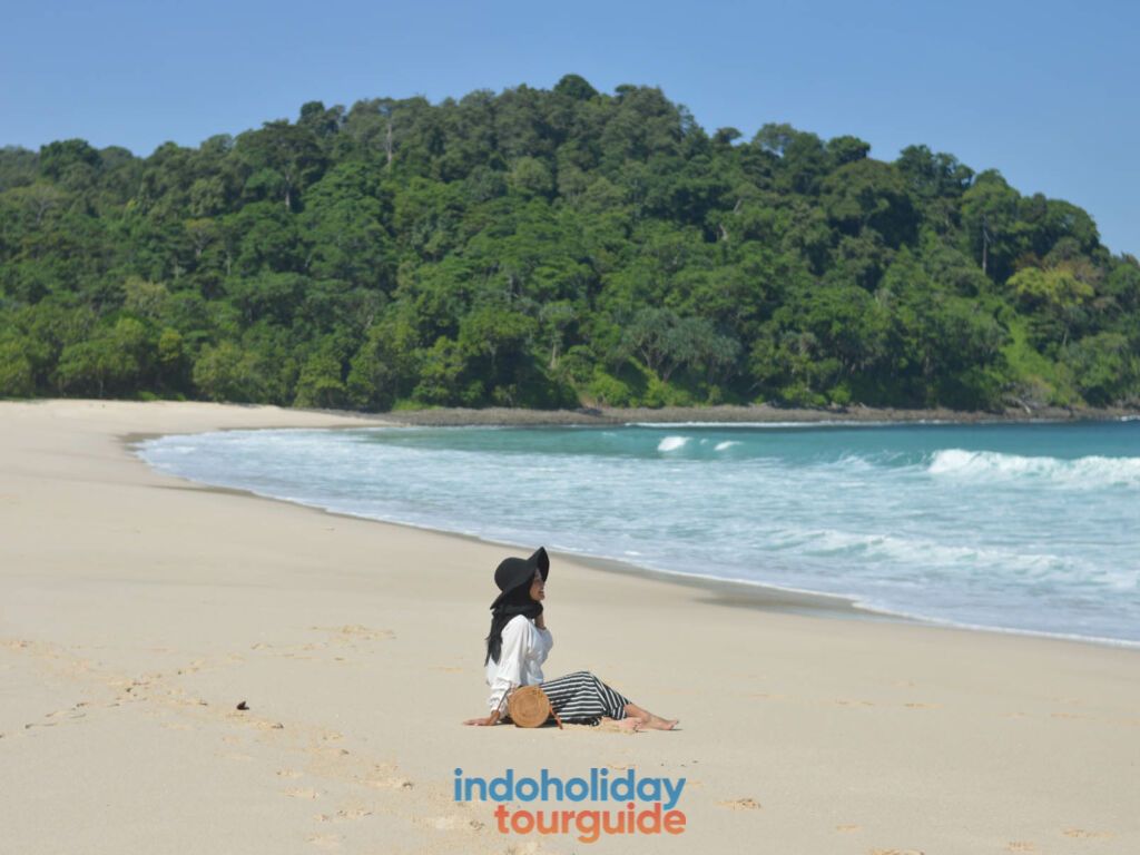 IndoHolidayTourGuide | Pantai Sendiki Malang : Harga Tiket, Lokasi, Daya Tarik