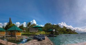 IndoHolidayTourGuide | 9 Hotel di Parapat yang Ada Kolam Renang. Adem dan Segar