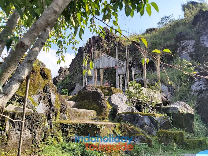 IndoHolidayTourGuide | Wisata Taman Batu Hanjuang : Spot, Lokasi, Harga Tiket