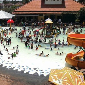 IndoHolidayTourGuide | Review Fun Park Waterboom Bekasi. Wahana Wisata Dan Daya Tariknya