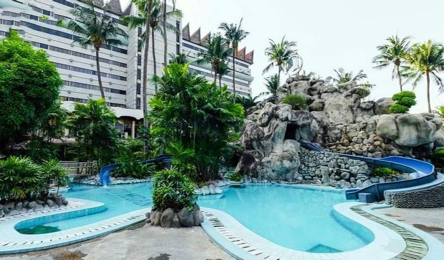 Kolam Renang Hotel Danau Toba Di Medan. Harga Tiket Dan Fasilitanya