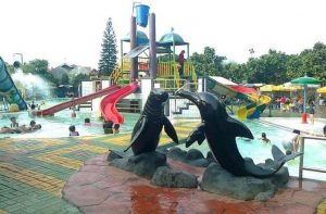 IndoHolidayTourGuide | Review Fun Park Waterboom Bekasi. Wahana Wisata Dan Daya Tariknya