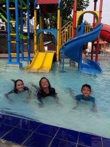 IndoHolidayTourGuide | Review Kolam Renang Arcici. Lokasi, Wahana Wisata Dan Keunggulannya