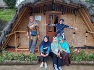 IndoHolidayTourGuide | 8 Villa Murah Di Puncak Dibawah 500 Ribu. Nomor 7 Paling Anggun