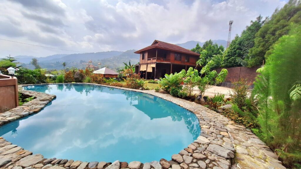 IndoHolidayTourGuide | 18 Villa Puncak Harga 1 Juta Ada Kolam Renang Pribadi