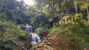 IndoHolidayTourGuide | Curug Cigorobog : Harga Tiket, Daya Tarik & Lokasi