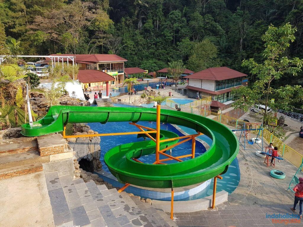 IndoHolidayTourGuide | Kampung Karuhun Eco Green Park : Harga Tiket & Fasilitas