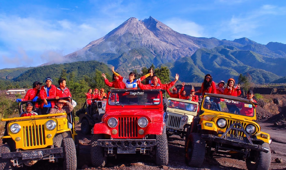 IndoHolidayTourGuide | Petualangan Seru di Lava Tour Merapi Yogyakarta
